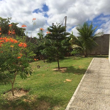 B & B Alcelinda Caucaia Exterior photo